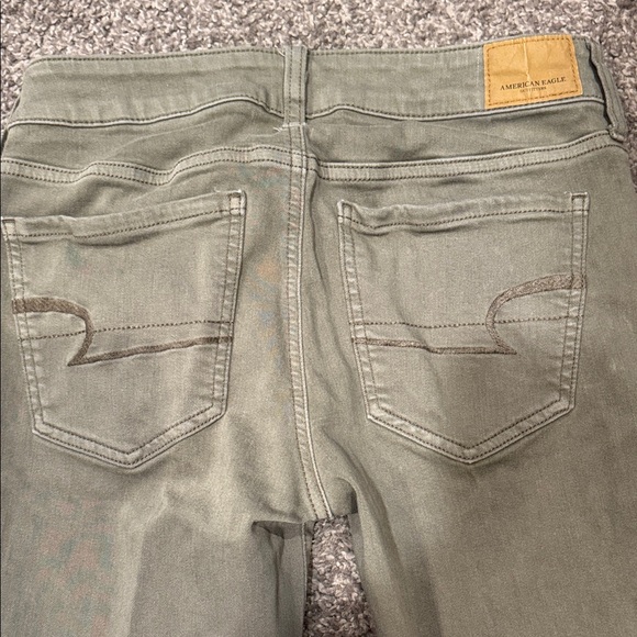 American Eagle Outfitters Olive Super Stretch Pants - Picture 5 of 5